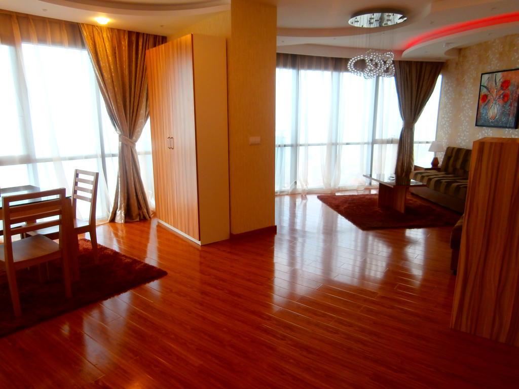 Grand Royal Batumi Aparthotel Δωμάτιο φωτογραφία